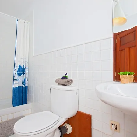 Sleeps 6 Pool Air Con Wifi Villa